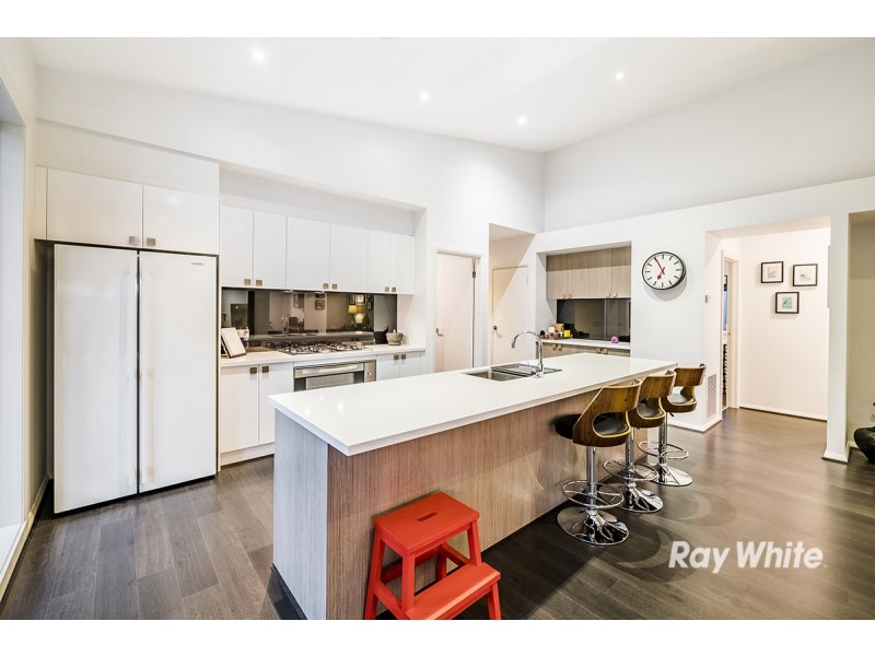 12 Ventasso Street, Clyde North VIC 3978