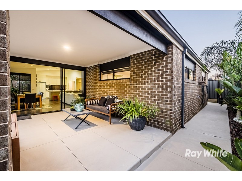12 Ventasso Street, Clyde North VIC 3978