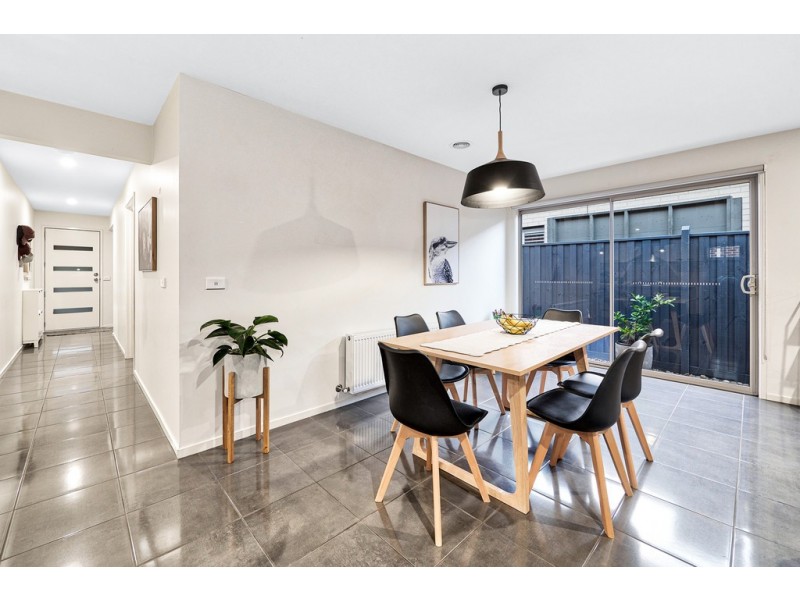 20 Ranfurlie Boulevard, Cranbourne West VIC 3977