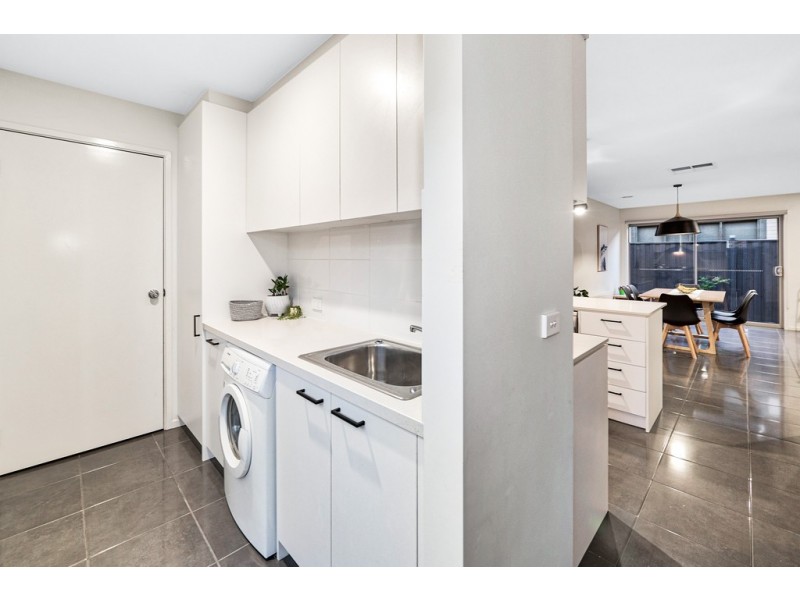 20 Ranfurlie Boulevard, Cranbourne West VIC 3977