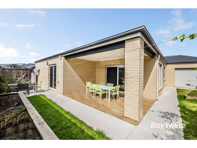 88 Alarah Boulevard, Cranbourne West VIC 3977