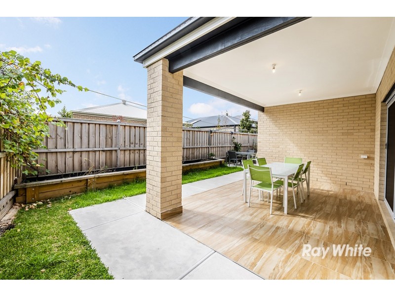 88 Alarah Boulevard, Cranbourne West VIC 3977
