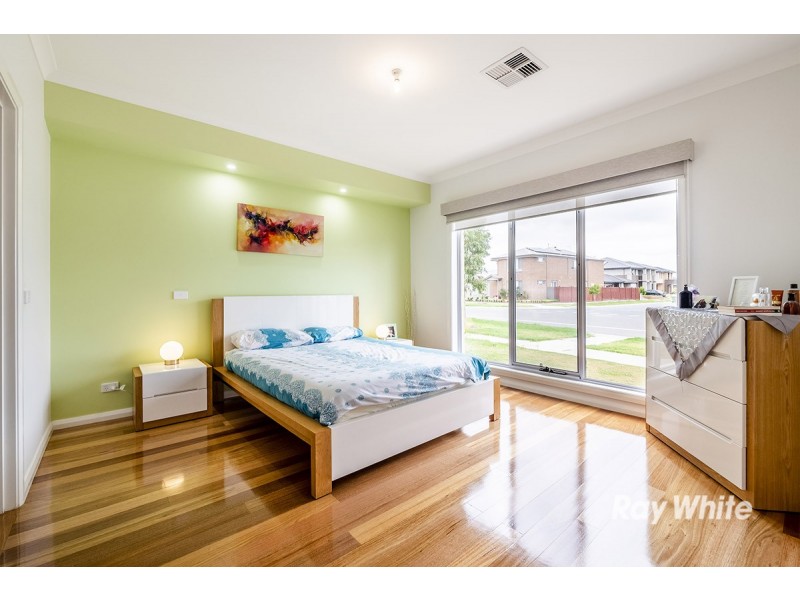 88 Alarah Boulevard, Cranbourne West VIC 3977