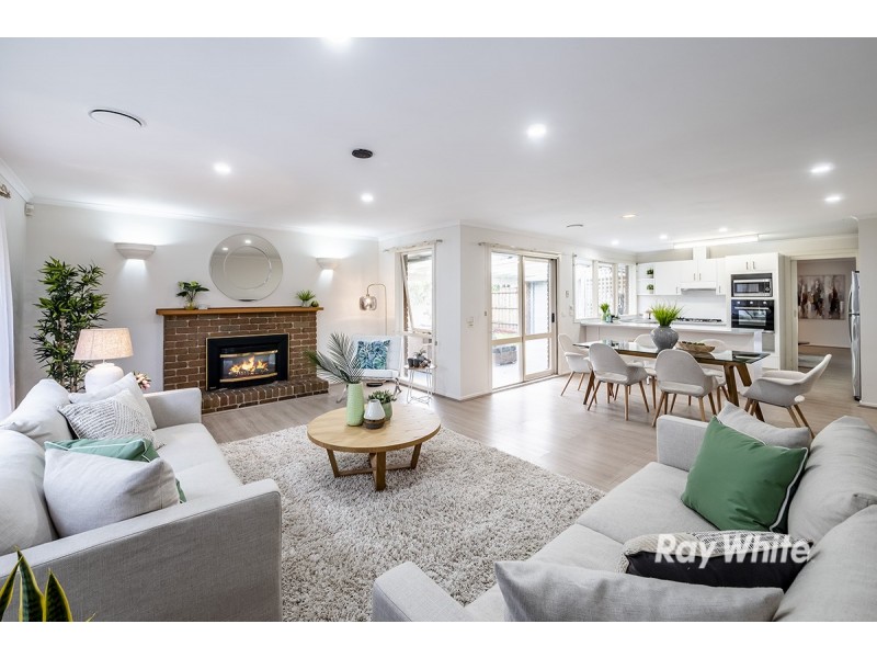 72 Lesdon Avenue, Cranbourne VIC 3977