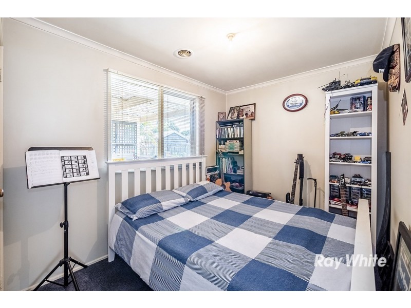 3 Brentwood Drive, Cranbourne North VIC 3977