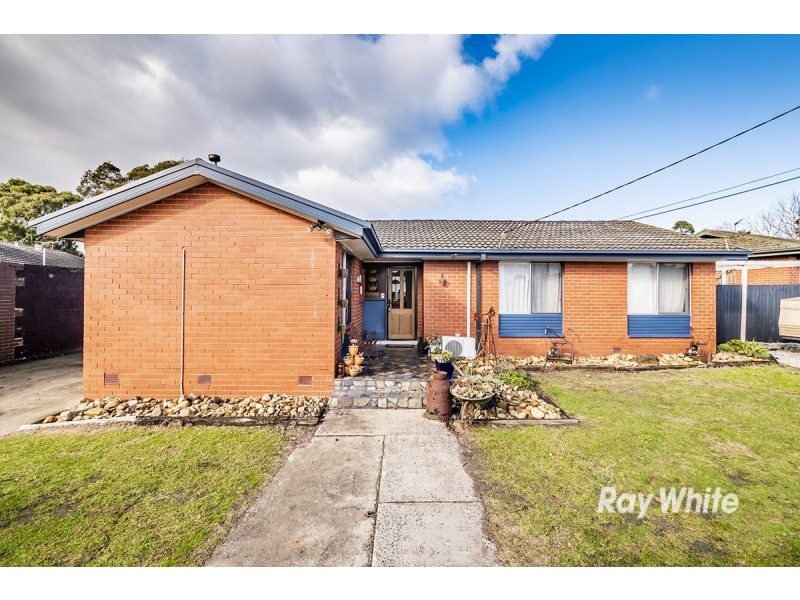 28 Valepark Crescent, Cranbourne VIC 3977