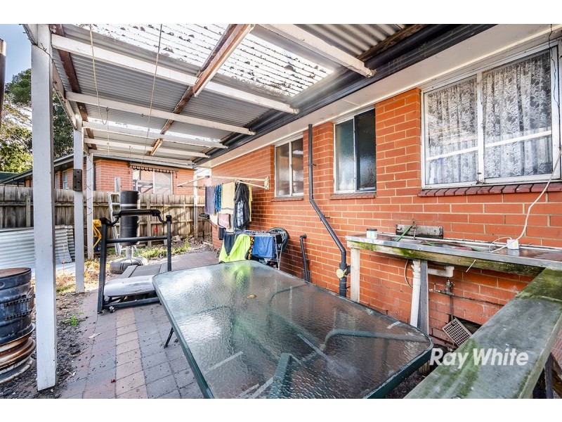 28 Valepark Crescent, Cranbourne VIC 3977