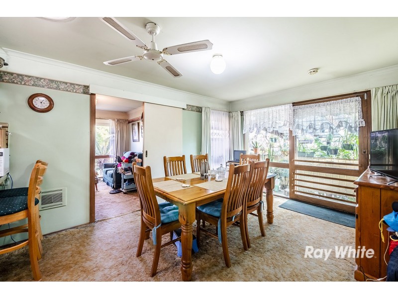 1 Endeavour Drive, Cranbourne North VIC 3977