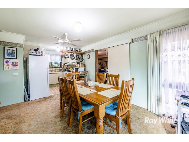 1 Endeavour Drive, Cranbourne North VIC 3977