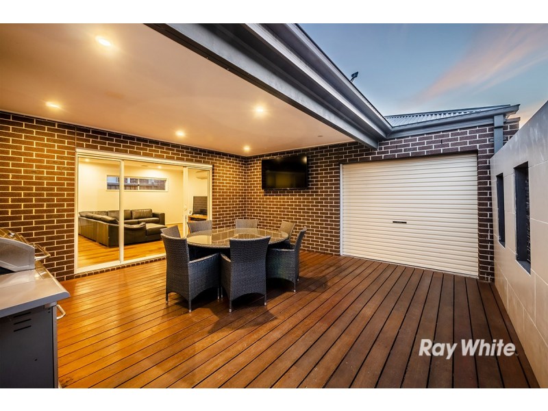 54 Hayton Park Boulevard, Cranbourne West VIC 3977