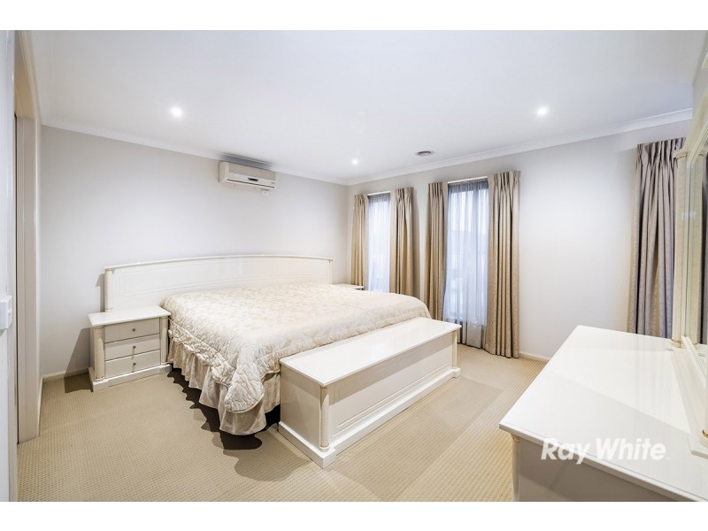 7 Golden Elm Way, Lyndhurst VIC 3975