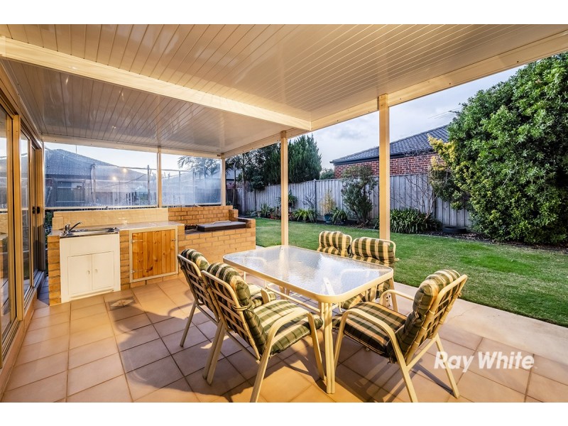 7 Golden Elm Way, Lyndhurst VIC 3975