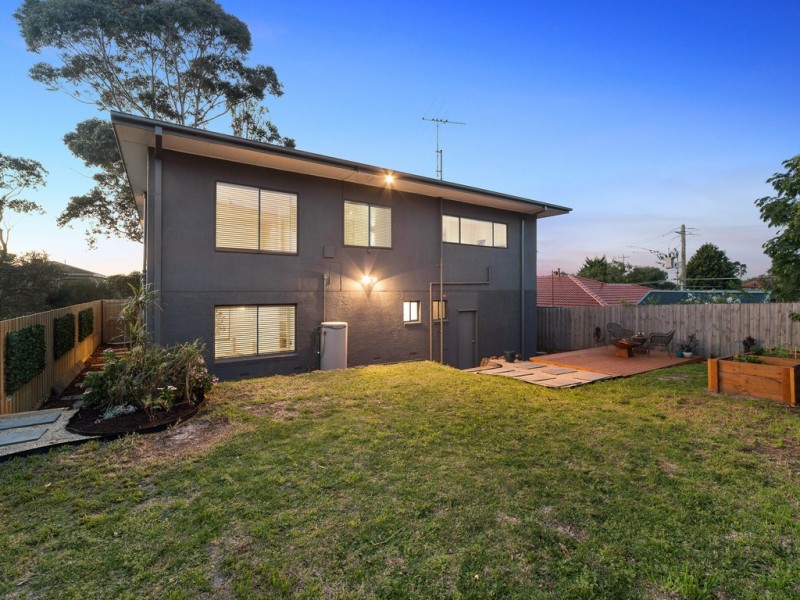 102 McMahons Road, Frankston VIC 3199