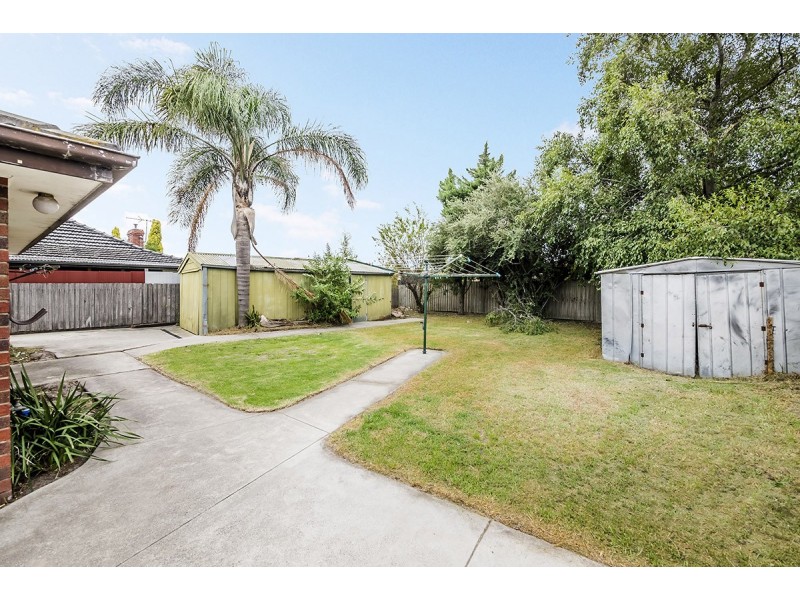 12 Hoop Pine Court, Cranbourne North VIC 3977