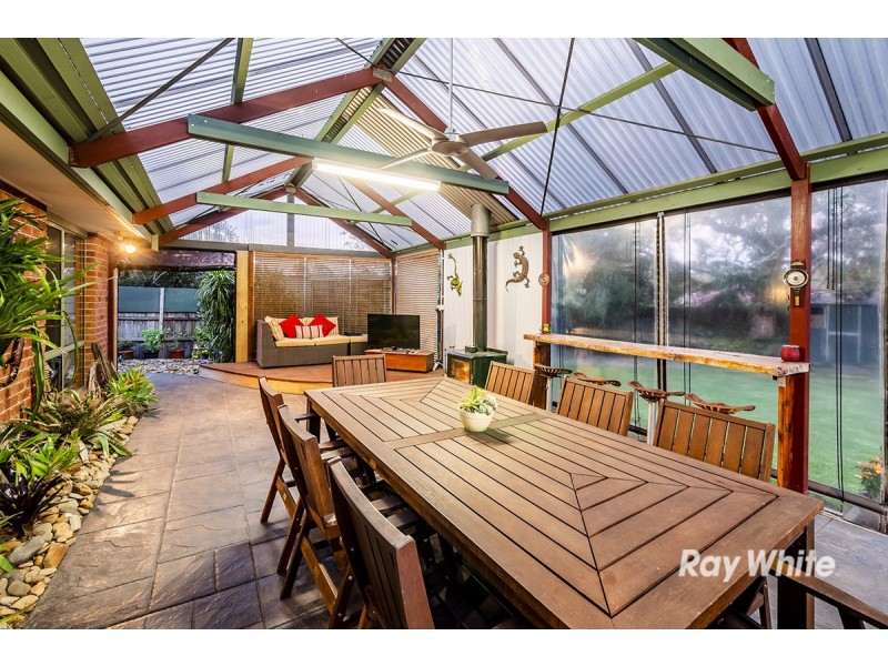 8 Ivy Court, Cranbourne North VIC 3977