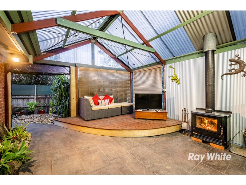 8 Ivy Court, Cranbourne North VIC 3977