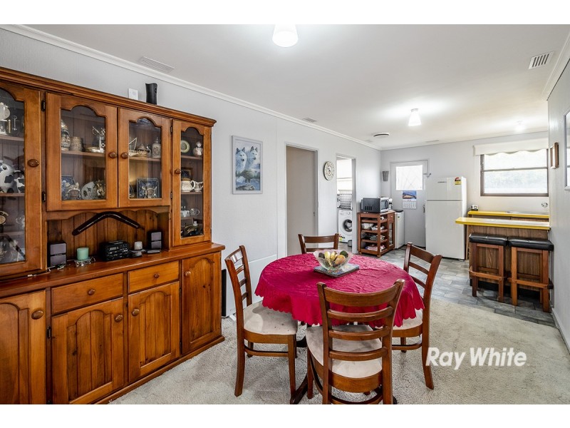 20 Valepark Crescent, Cranbourne VIC 3977