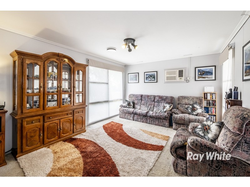 20 Valepark Crescent, Cranbourne VIC 3977