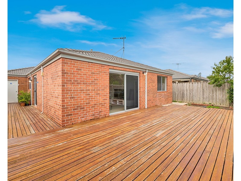 15 Windmill Circuit, Lyndhurst VIC 3975