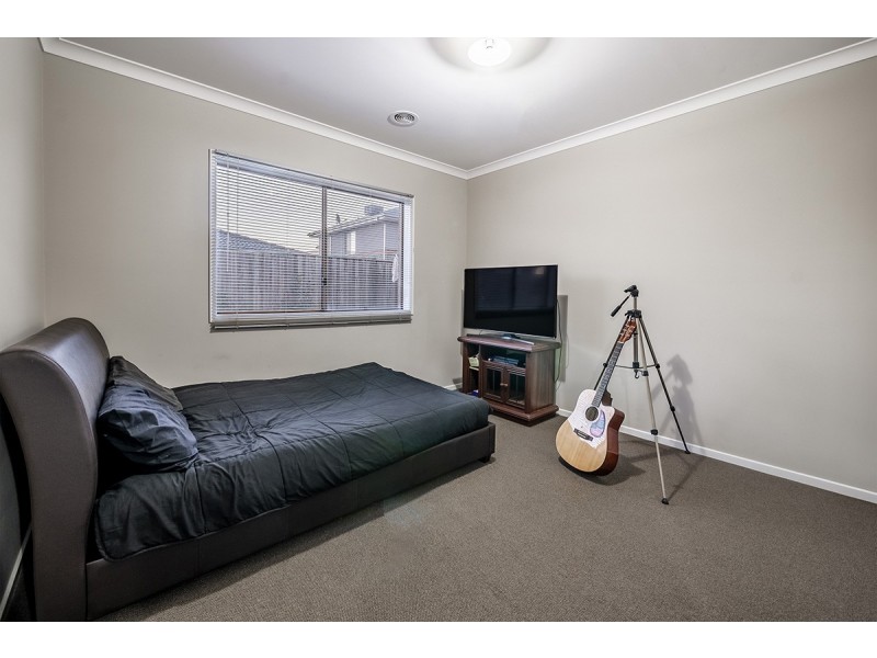 20 Corinda Street, Clyde North VIC 3978