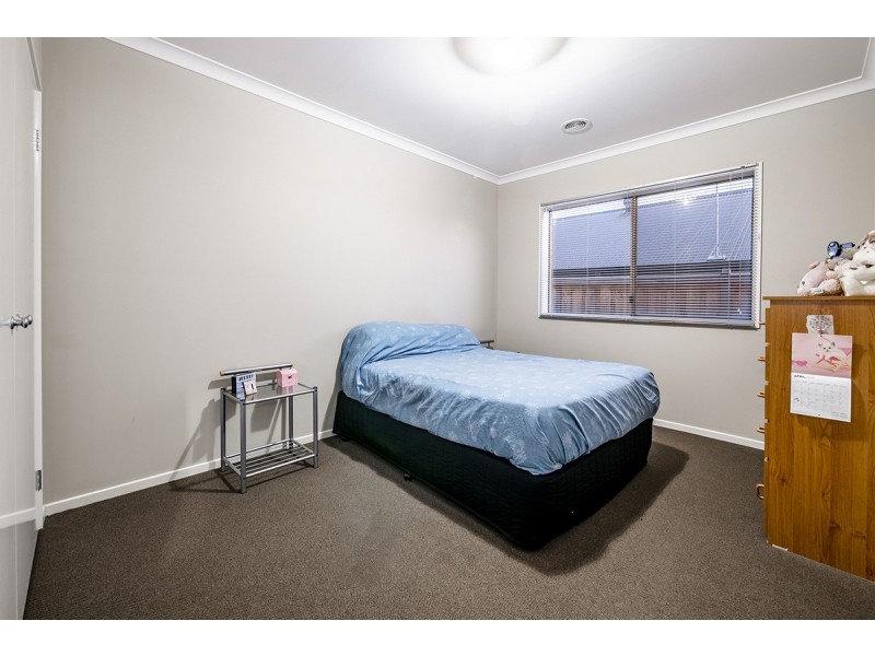 20 Corinda Street, Clyde North VIC 3978