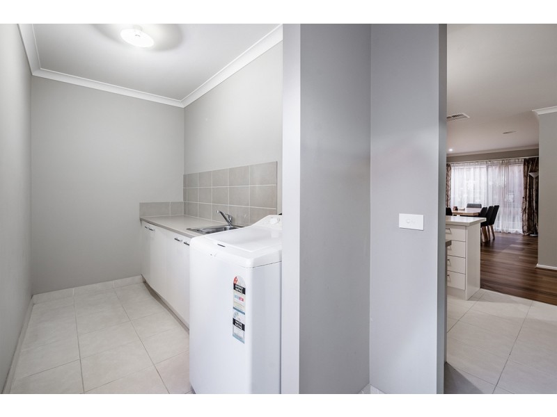 20 Corinda Street, Clyde North VIC 3978