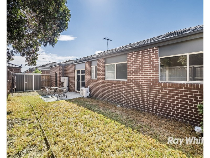 1/37-39 Valencia Circuit, Cranbourne VIC 3977