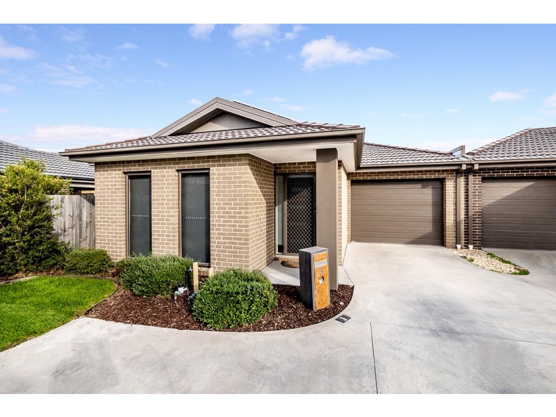 3 Mopar Court, Cranbourne East VIC 3977
