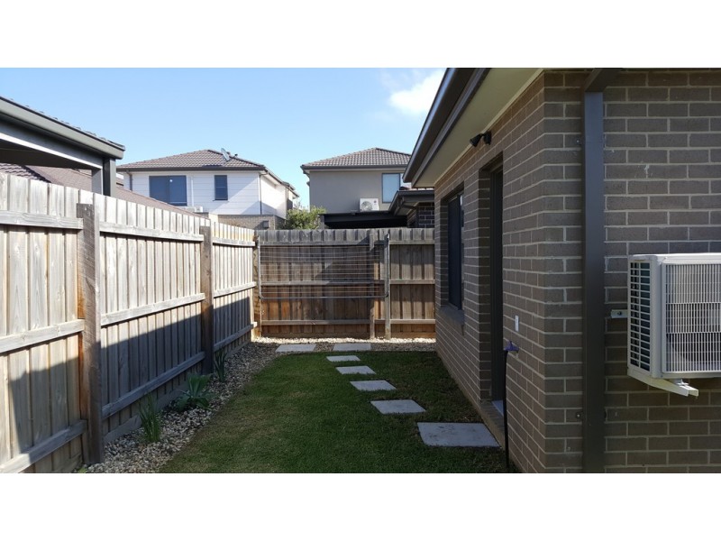 3 Mopar Court, Cranbourne East VIC 3977