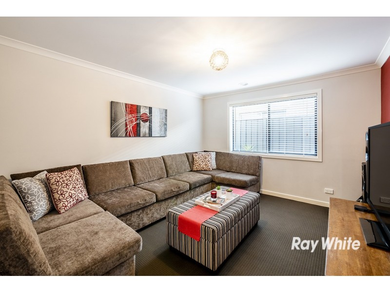 1 Hermes Avenue, Cranbourne West VIC 3977
