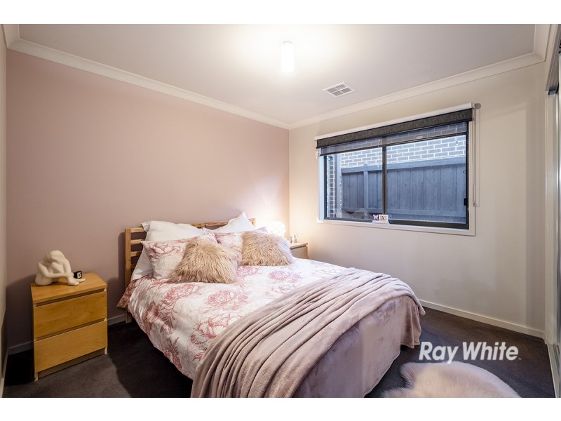 14 Craddock Drive, Clyde North VIC 3978