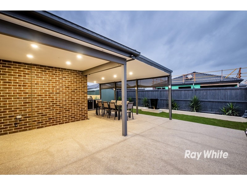 14 Craddock Drive, Clyde North VIC 3978