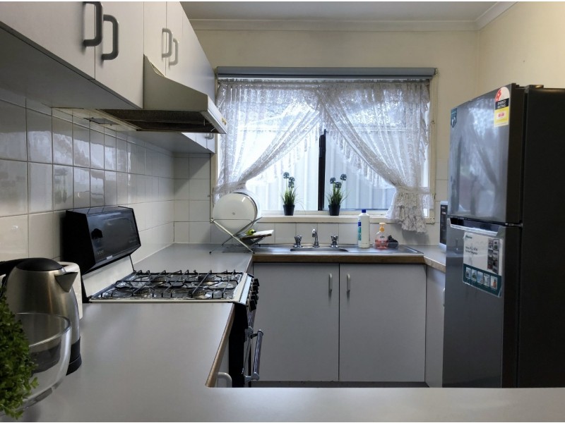 2/50 Willow Drive, Hampton Park VIC 3976