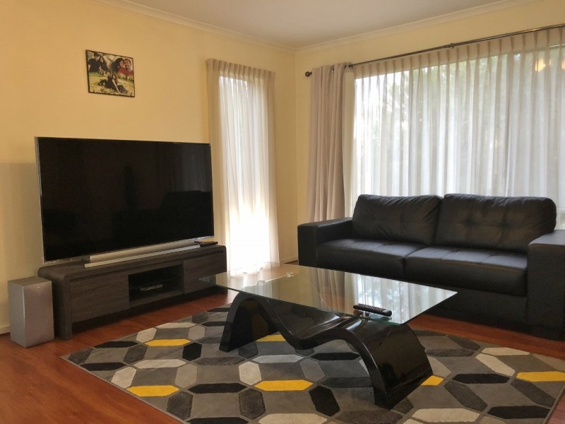 2/50 Willow Drive, Hampton Park VIC 3976