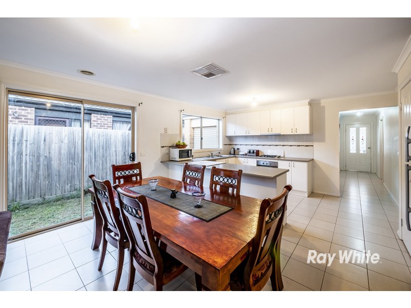 55 Calais Circuit, Cranbourne West VIC 3977