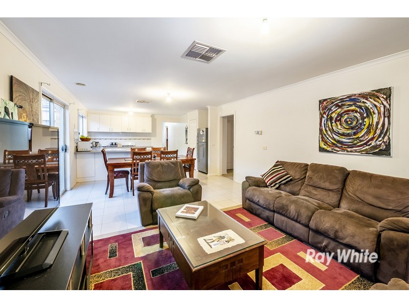 55 Calais Circuit, Cranbourne West VIC 3977