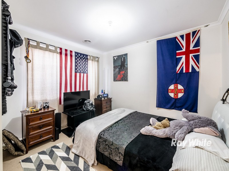 55 Calais Circuit, Cranbourne West VIC 3977