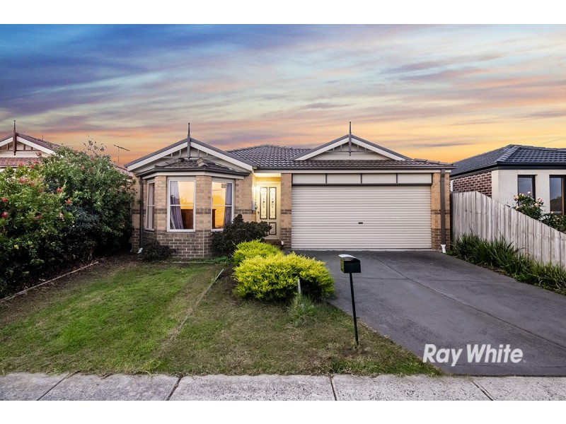 55 Calais Circuit, Cranbourne West VIC 3977