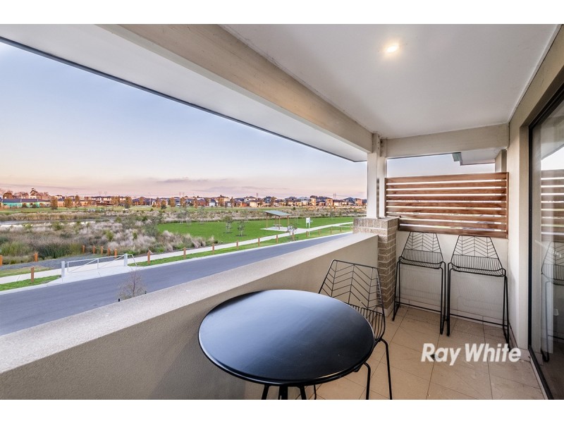 33 Trillium Boulevard, Cranbourne North VIC 3977