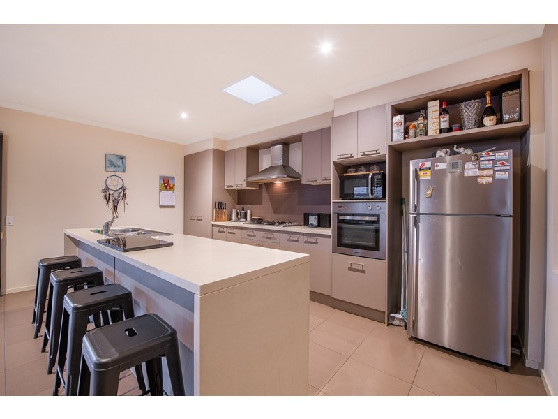 2 Florio Close, Berwick VIC 3806