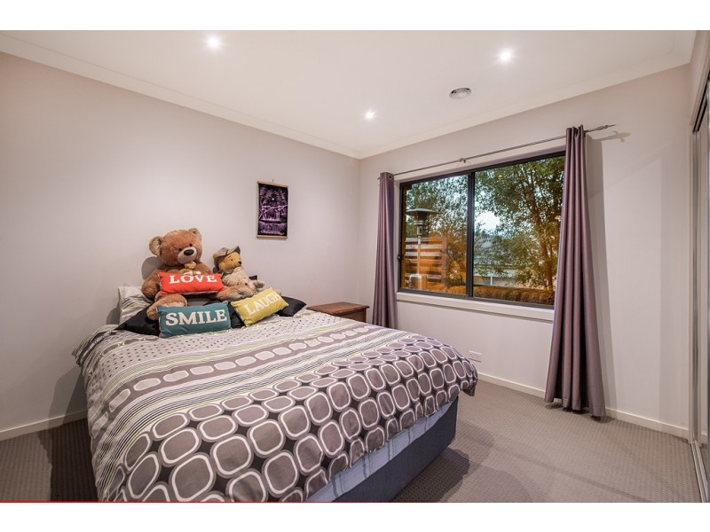 2 Florio Close, Berwick VIC 3806