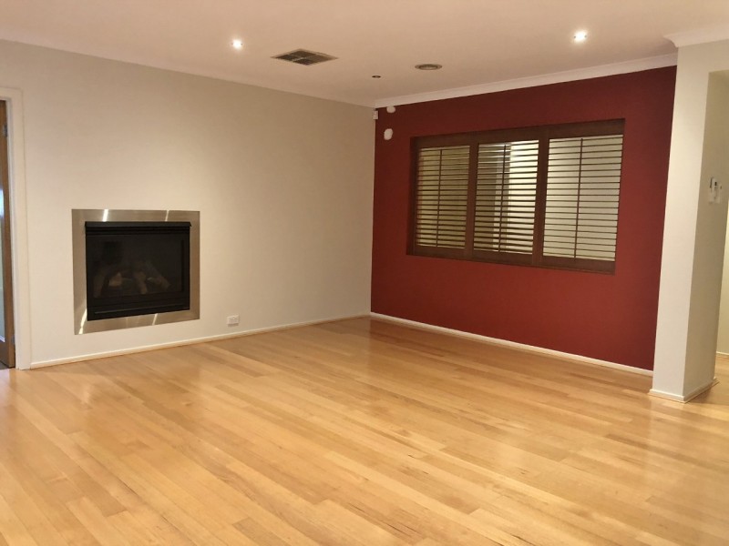 72 Melington Drive, Lyndhurst VIC 3975