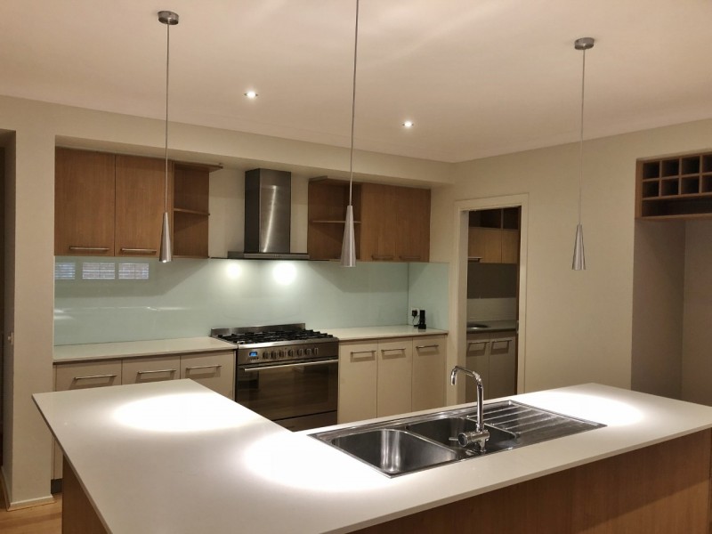 72 Melington Drive, Lyndhurst VIC 3975