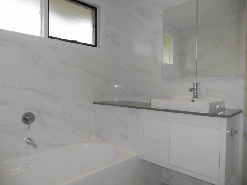 113 Lesdon Avenue, Cranbourne VIC 3977