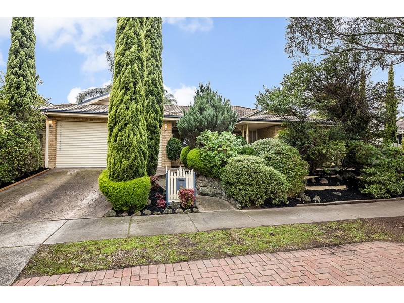 25 Gull Way, Narre Warren South VIC 3805