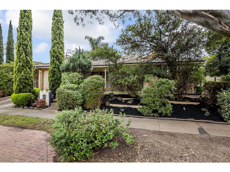 25 Gull Way, Narre Warren South VIC 3805