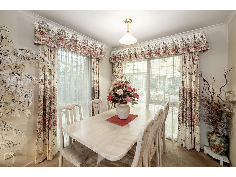 25 Gull Way, Narre Warren South VIC 3805