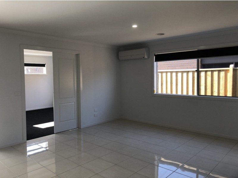 20 Millicent Parade, Officer VIC 3809