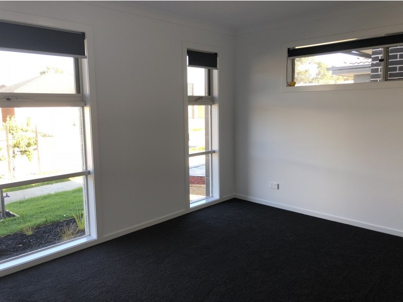 20 Millicent Parade, Officer VIC 3809