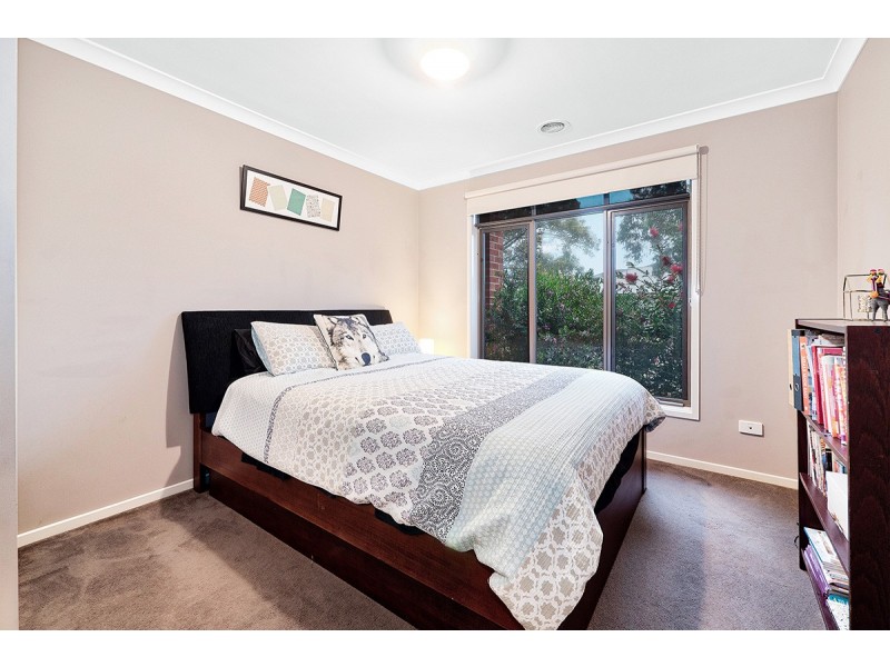 42 Freshwater Boulevard, Lyndhurst VIC 3975